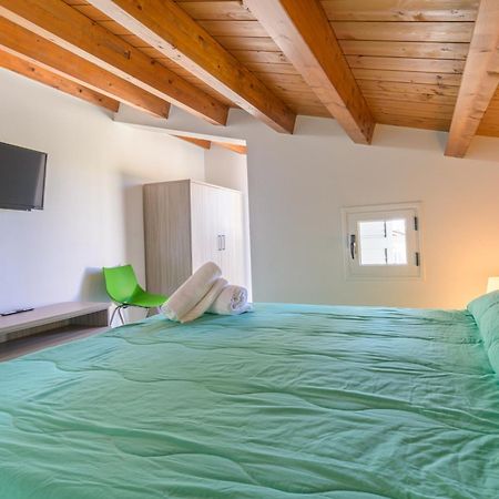 Archimede, Appartamento Con Vista In Centro A Marina Di Ragusa Extérieur photo