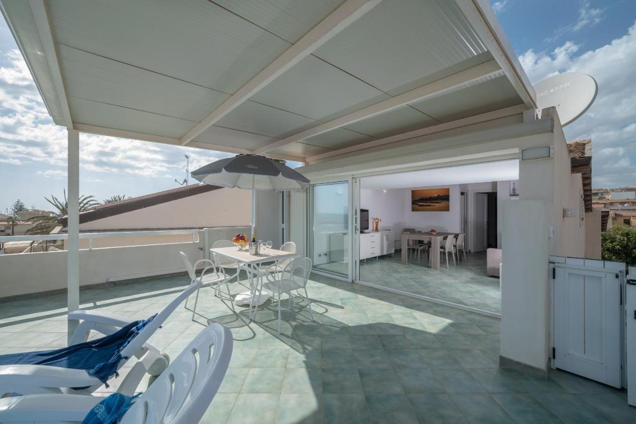 Archimede, Appartamento Con Vista In Centro A Marina Di Ragusa Extérieur photo