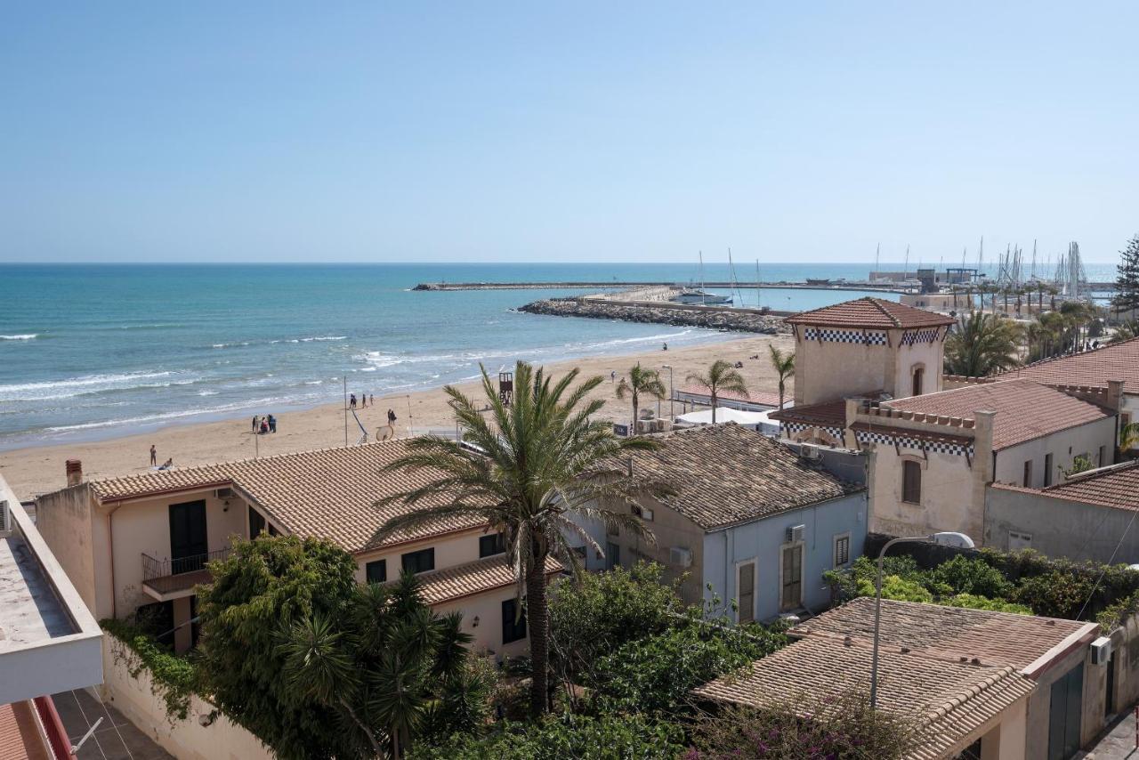 Archimede, Appartamento Con Vista In Centro A Marina Di Ragusa Extérieur photo